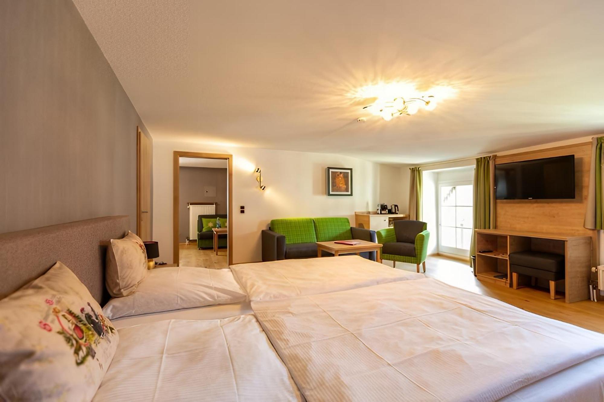Boardinghouse Sonne Hotel Offenburg Bagian luar foto