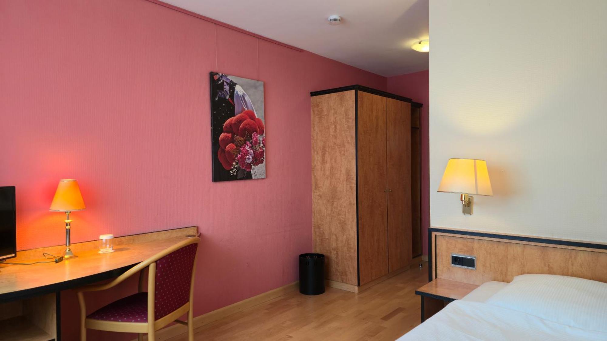 Boardinghouse Sonne Hotel Offenburg Ruang foto
